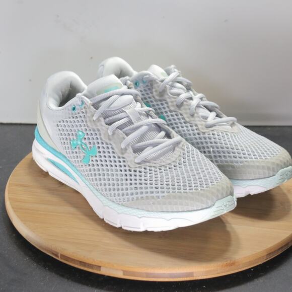 Under armour Charged Low Size 10.5 Womens 008691 Gray Blue Running Sneakers - Picture 2 of 8